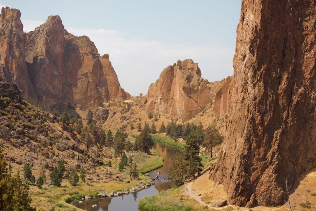 rock climbing in Smith Rock National Park